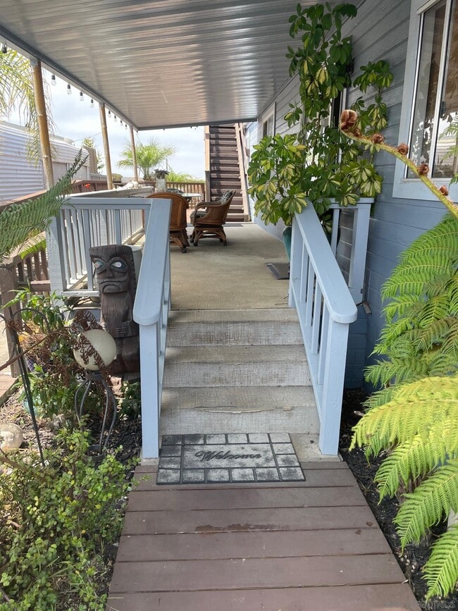 Building Photo - 6550 Ponto Dr