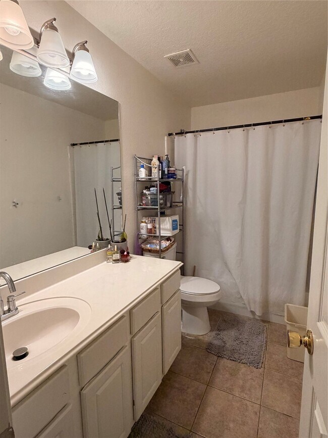 Building Photo - 4031 Tree Moss Pl