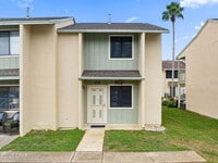 Building Photo - 133 W Leslie Ln
