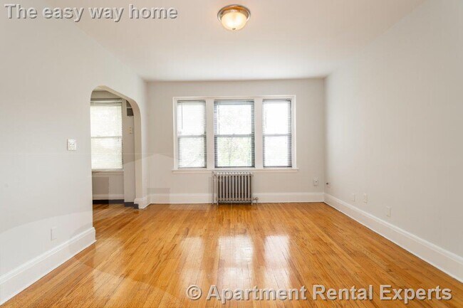 Building Photo - 123 Highland Ave