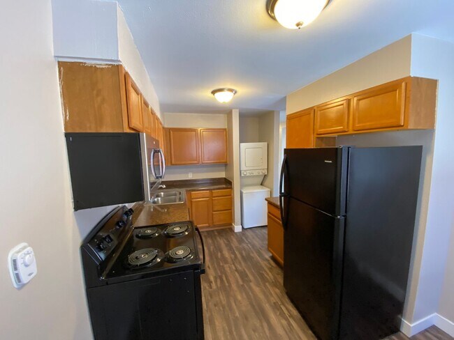 Building Photo - 2 bed 1 bath Apartment near Anschutz Medical Center