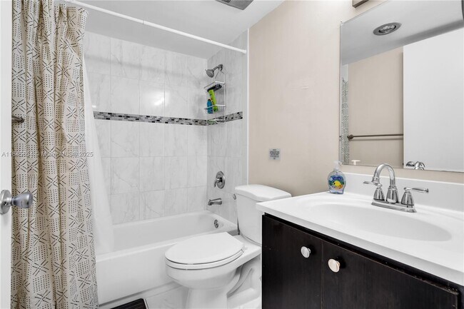Building Photo - 4101 Indian Creek Dr