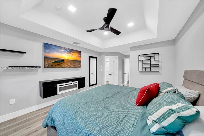 Building Photo - 4361 SW 160th Ave