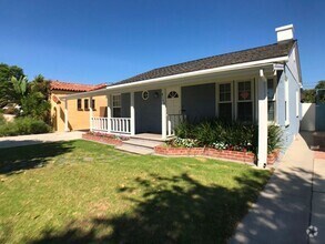 Building Photo - All Utilities Included! Charming Mid Centu...