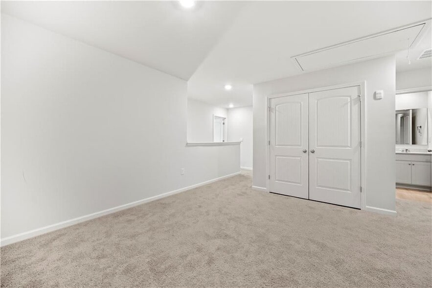 Building Photo - 6710 Corryton St
