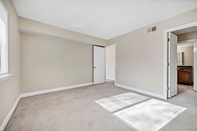 Building Photo - bg0807