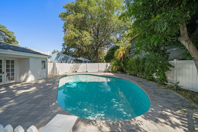 Building Photo - 15473 Lemay St