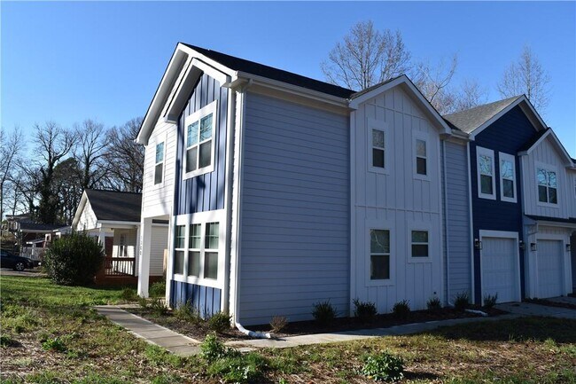 Building Photo - 1300 Norris Ave