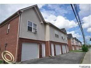 Building Photo - 280 E Palmer St
