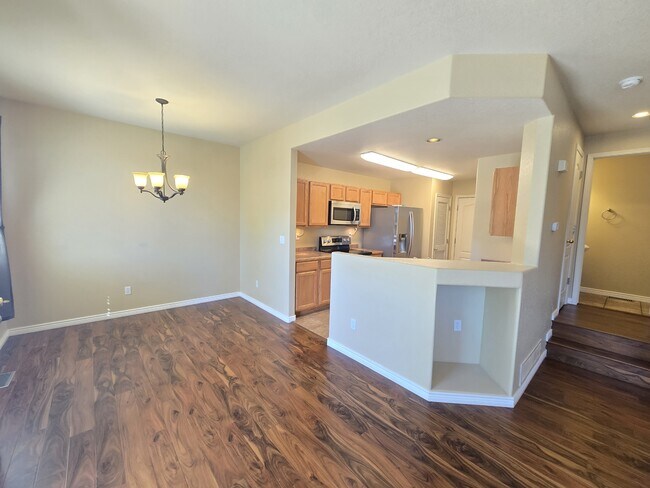 Building Photo - 7126 Sand Crest View