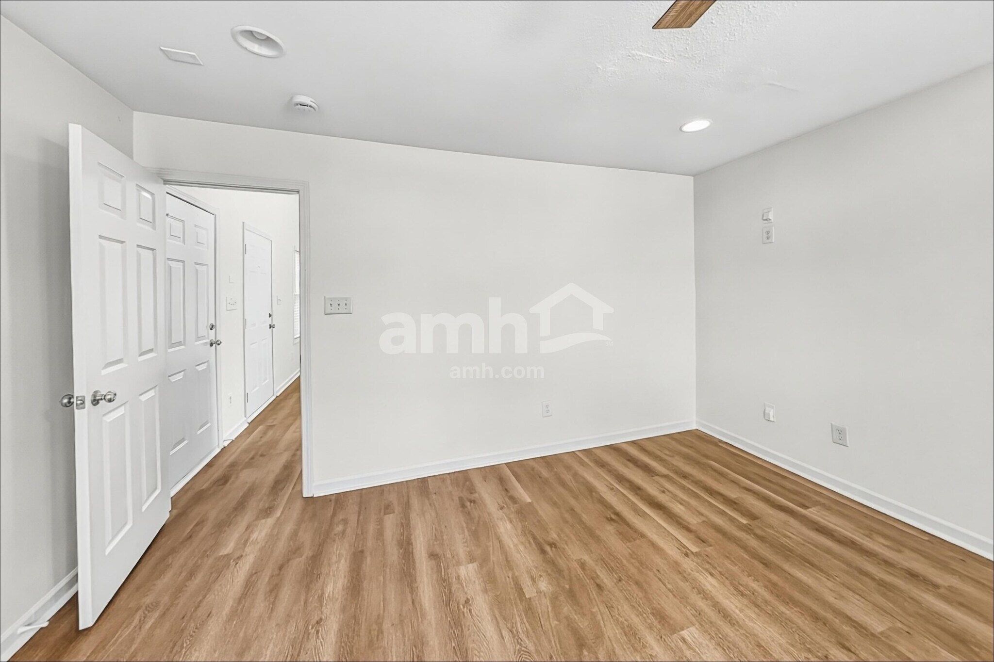 Building Photo - 10510 Glory Meadow Ct