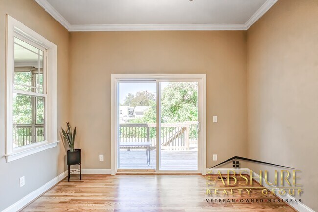 Building Photo - 109 Buck Johnson St