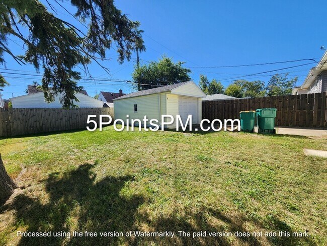 Building Photo - 18312 Hazelwood Ave