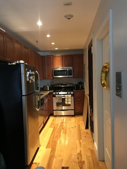 Building Photo - 109 Beacon St