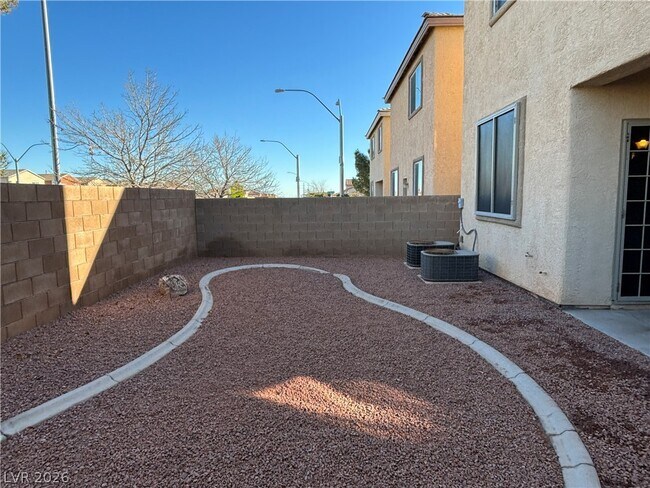 Building Photo - 9012 Vintage Wine Ave