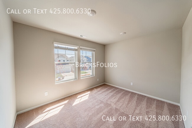 Building Photo - 4245 Pronghorn Pl