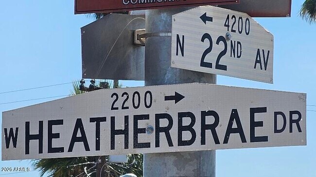 Building Photo - 2202 W Heatherbrae Dr