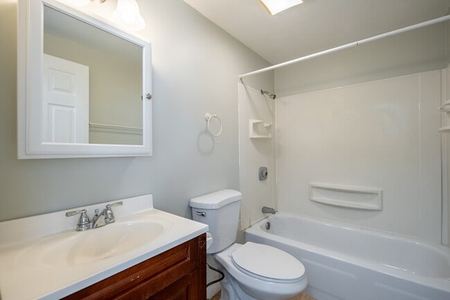 Building Photo - 50-62 East Street - 1C