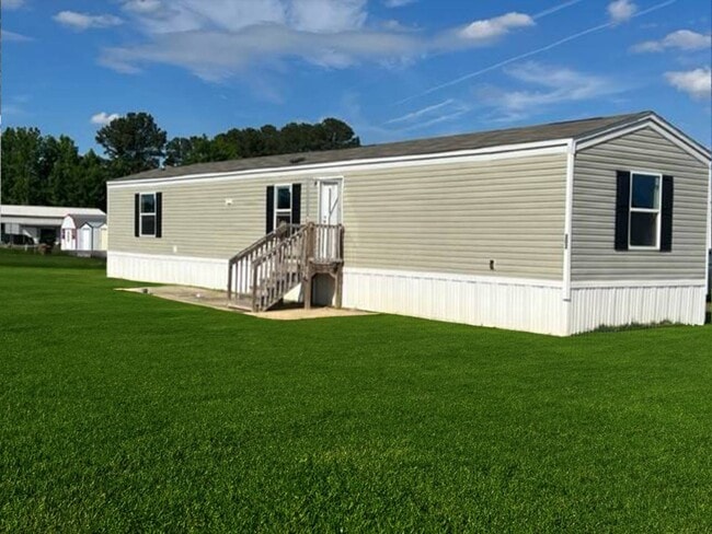 Primary Photo - 307 Mark Rd