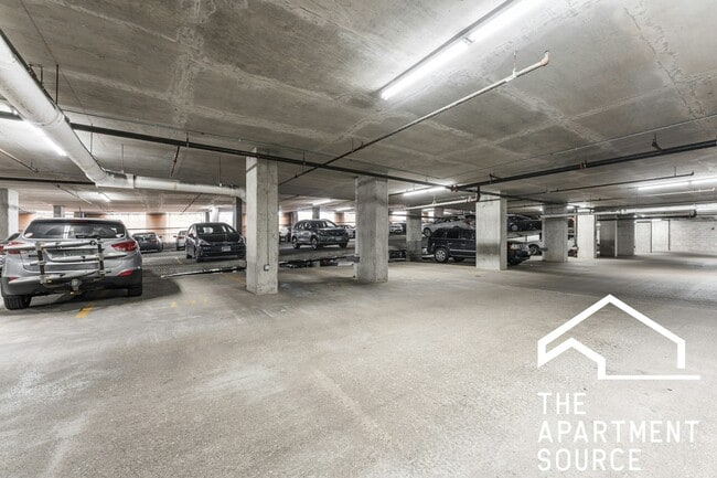 Building Photo - 1464 S Michigan Ave