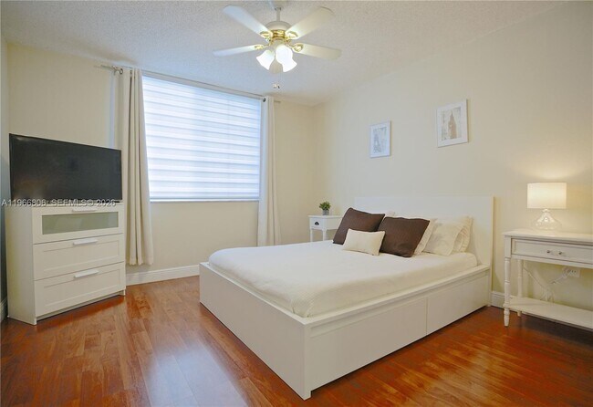 Building Photo - 4360 NW 107th Ave