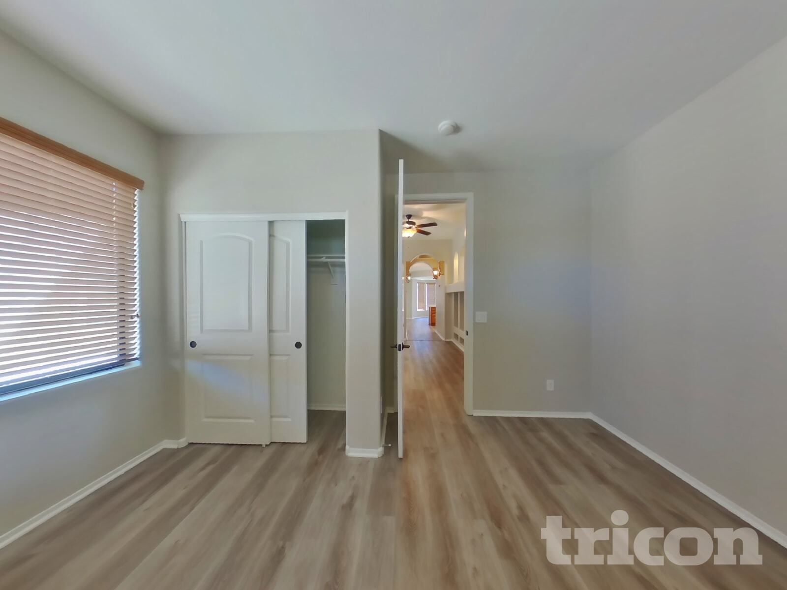 Building Photo - 7731 S 45th Ln