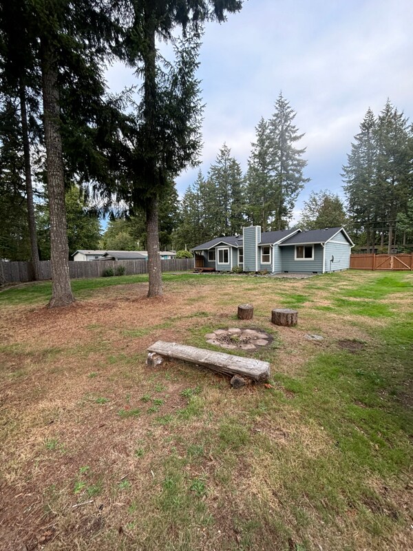 Building Photo - 13806 140th Ave NW