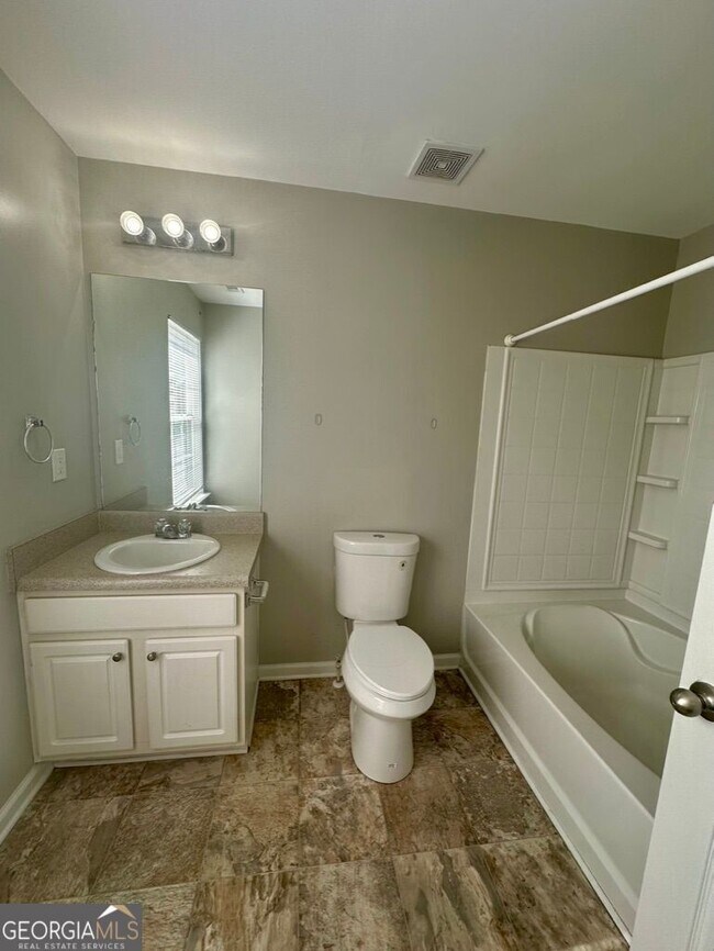 Building Photo - 6898 Slate Stone Way SE