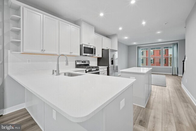 Building Photo - 174 Bethlehem Pl