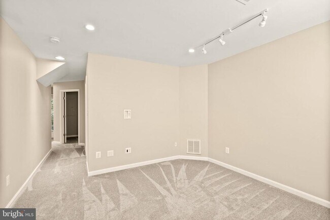 Building Photo - 10032 Moxleys Ford Ln