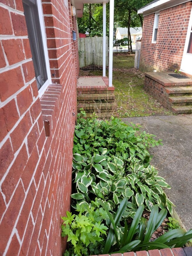 Building Photo - 2 Bedroom 1bath Oceanview/Bayview