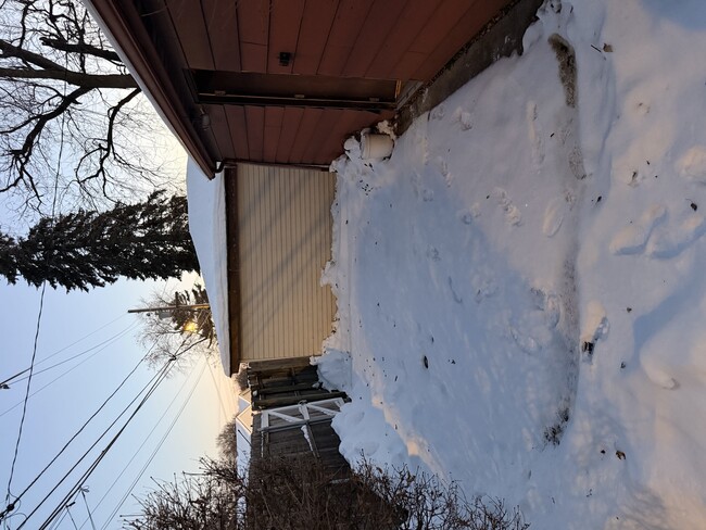 Building Photo - 1367 Burnham Ave