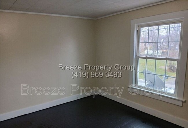 Building Photo - 503 E Vine St