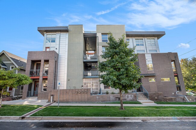Building Photo - 2 Bed 2 Bath in Prime Location in LoHi