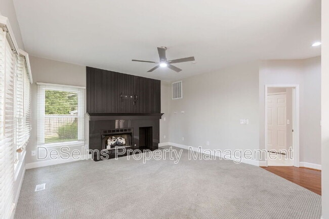 Building Photo - 1012 Beech Tree Ln