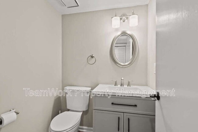 Building Photo - 1163 Monaco Dr