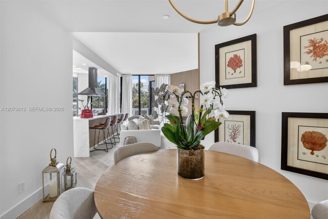Building Photo - 20185 E Country Club Dr