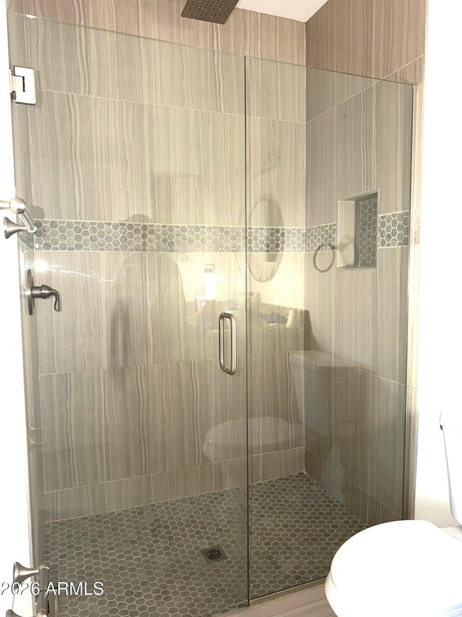 Building Photo - 1406 E Cinnabar Ave