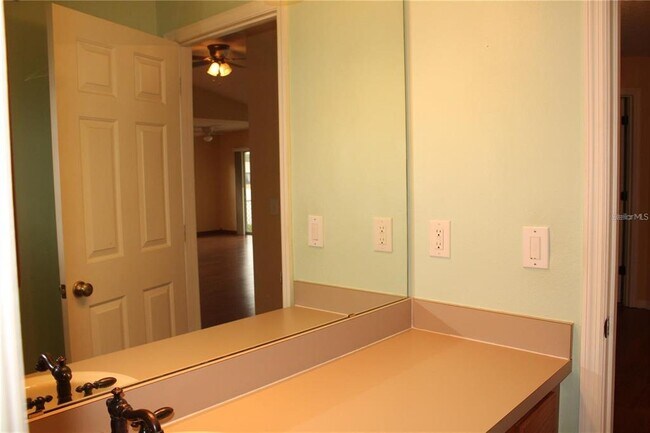 Building Photo - 11479 Walden Loop