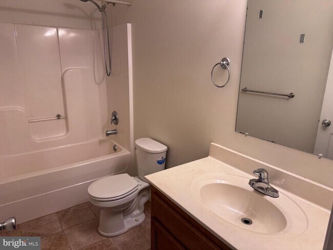 Building Photo - 23047 Gunston Dr
