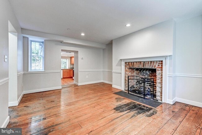 Building Photo - 802 Oella Ave