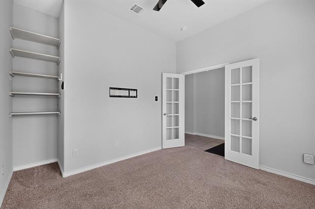 Building Photo - 997 Shady Lane Drive