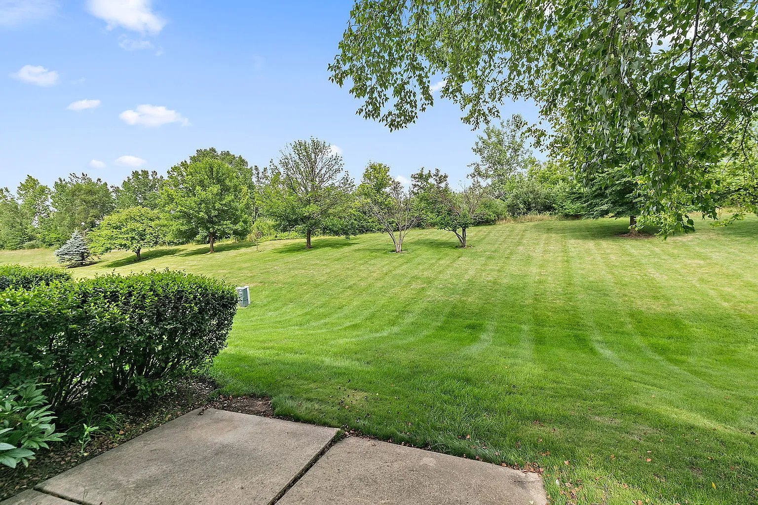 Building Photo - 2284 Flagstone Ln