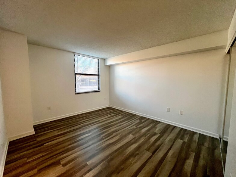 Building Photo - 1301 Speer Blvd