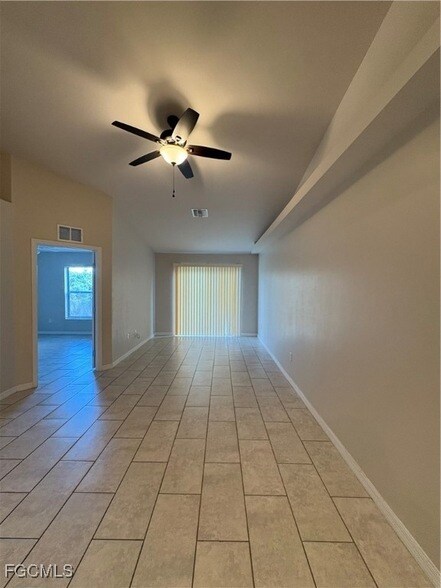 Building Photo - 3803 Chiquita Blvd S