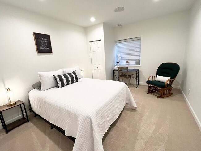 Building Photo - The Farm | 4,700+ Sq Ft, 5+ Bed/5 Bath, Cherry Creek Schools – Available August 1st
