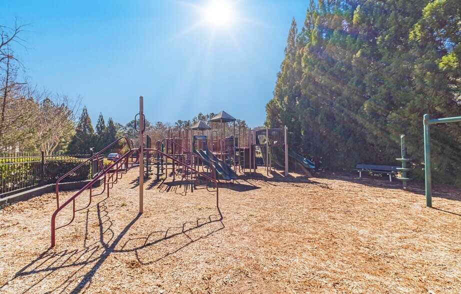 Alexander at Stonecrest Apartments 100 Leslie Oaks Dr Lithonia GA