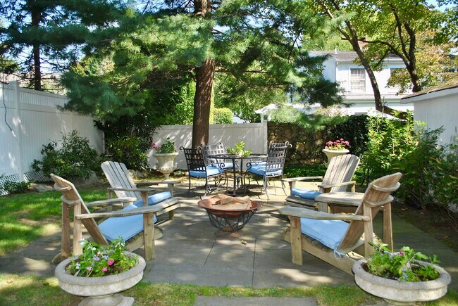Backyard Patio - 408 Riverside Ave