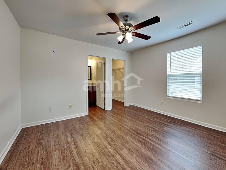 Building Photo - 180 Decatur Dr
