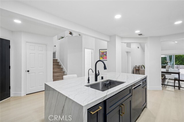 Building Photo - 37 Shearwater Pl